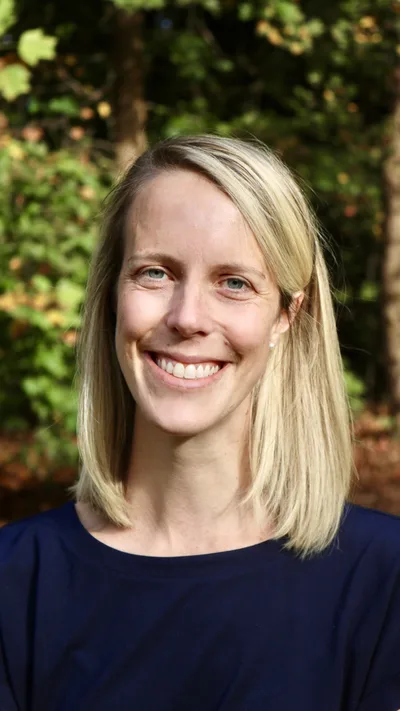Katherine Pickard Headshot