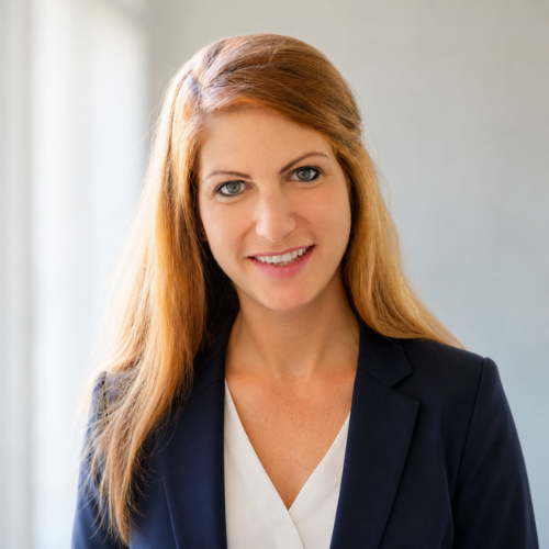 Lisa Daniels headshot