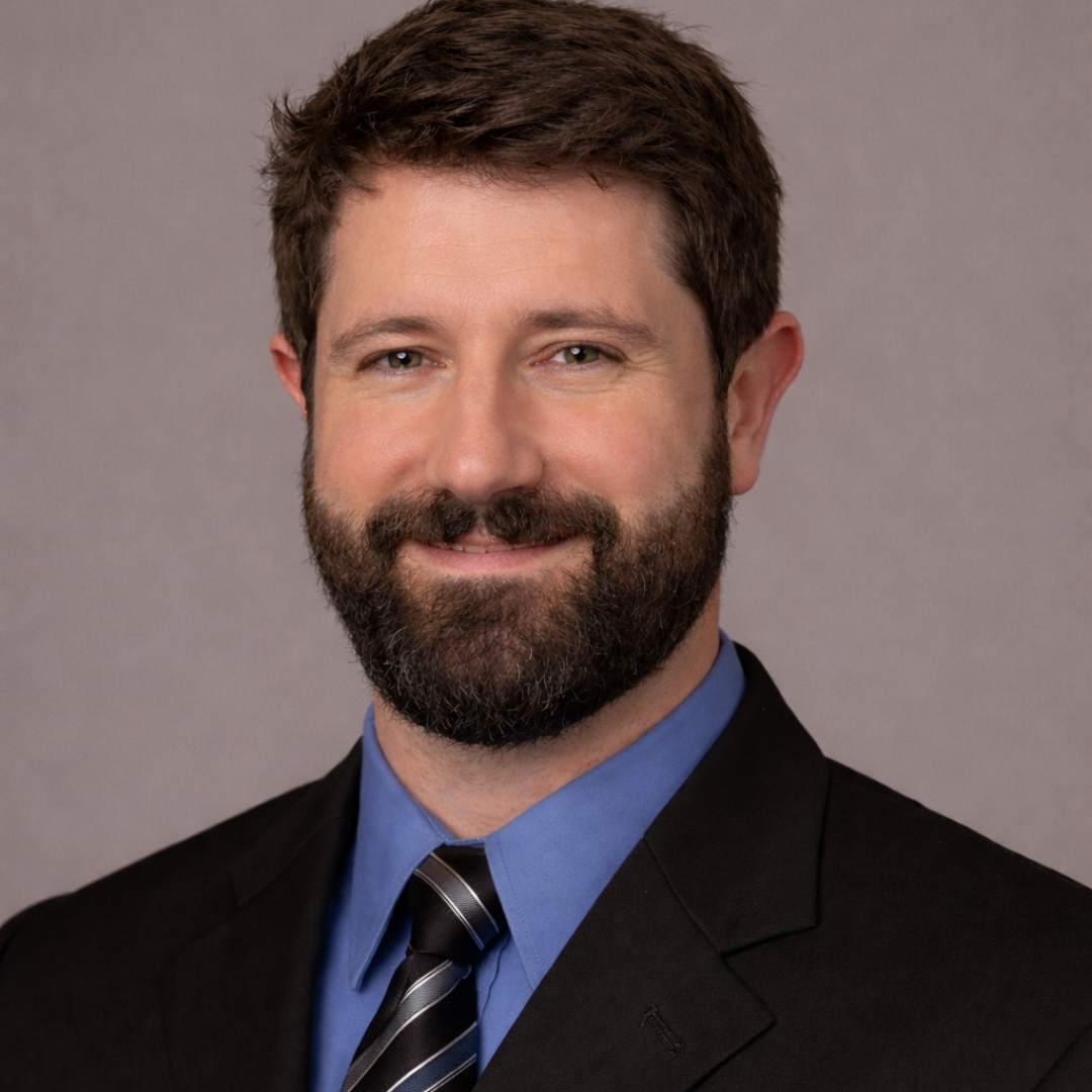 Ian McCullough headshot