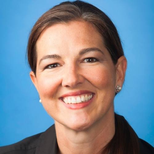Laura Hayes headshot