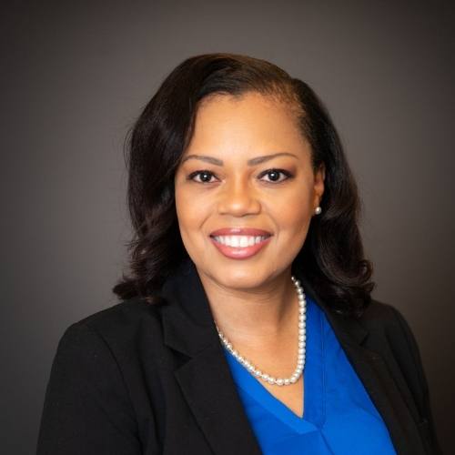 Tracey Henry headshot