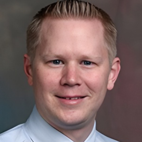 Jonathan Loewen headshot