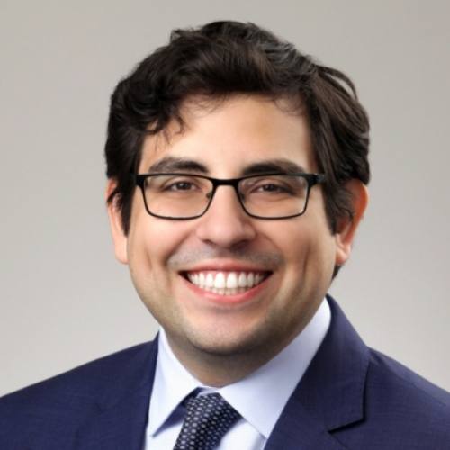 Carlos Lopez headshot