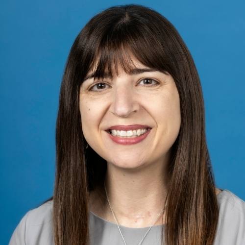 Amy Mehollin-Ray headshot