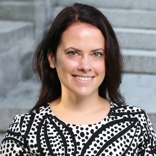 Lindsay Sternad headshot