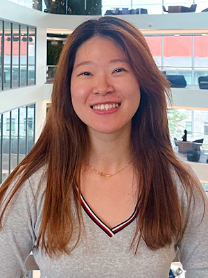 Julia Yoo