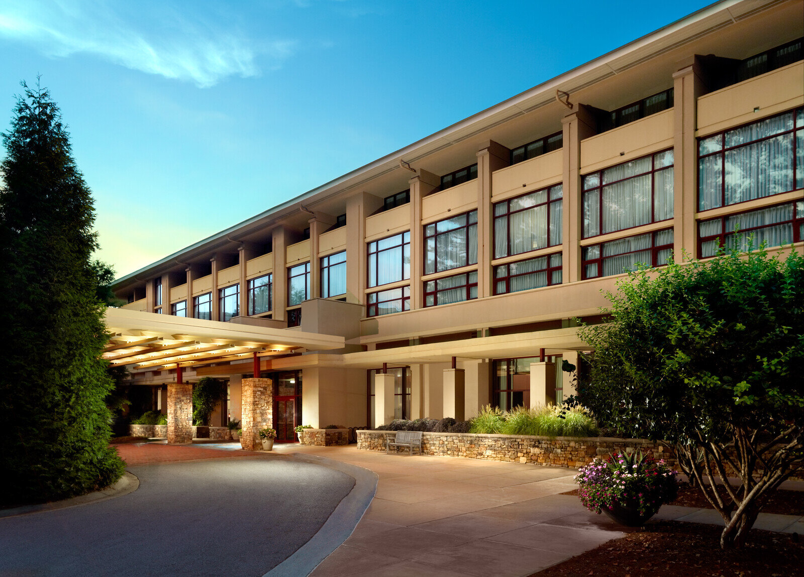 Emory Conference Center Hotel exterior