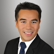 derek pham headshot