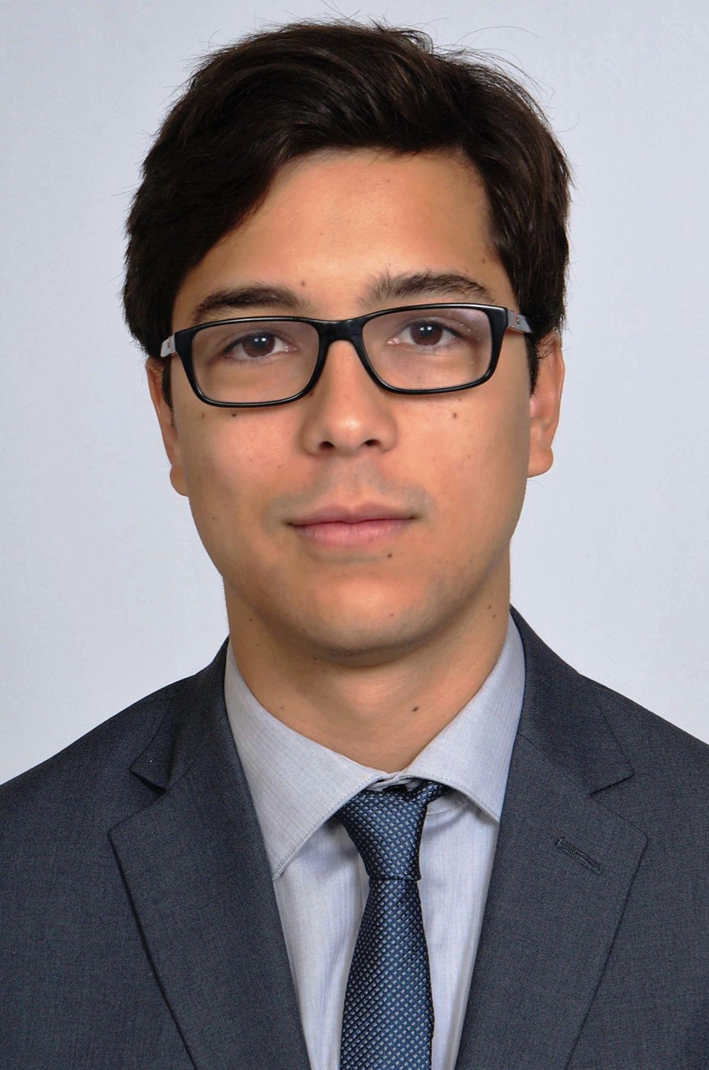 Dr. Andres de Leon