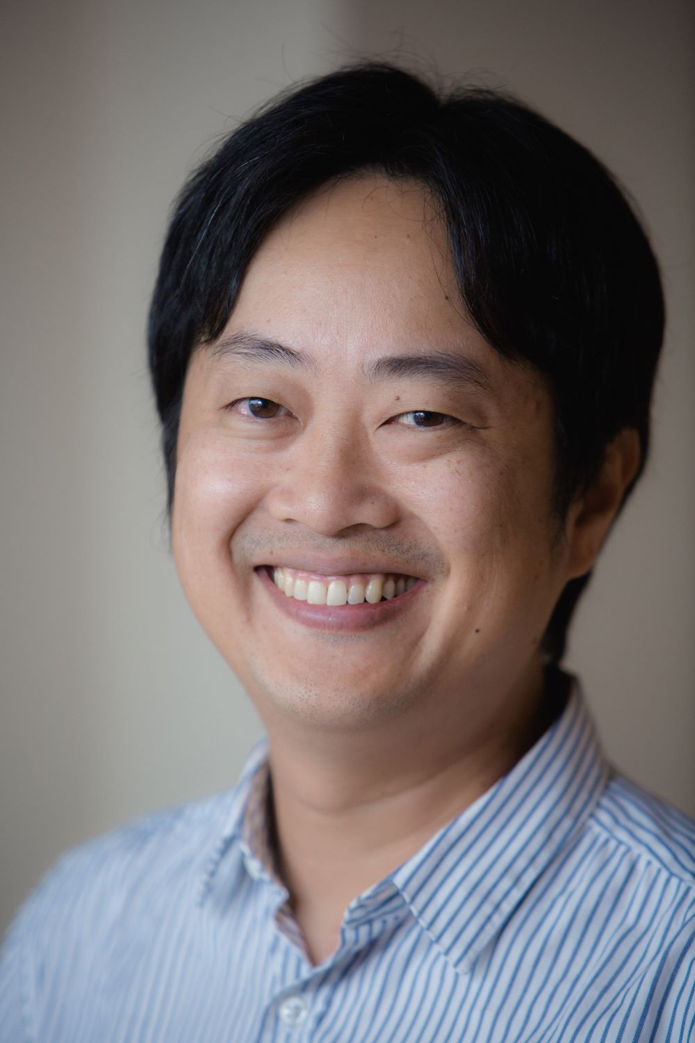 Satoshi Kamidani headshot
