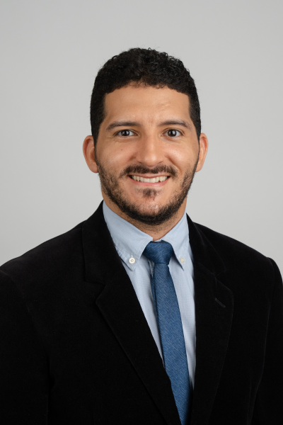 A portrait photo of Kevin Silva