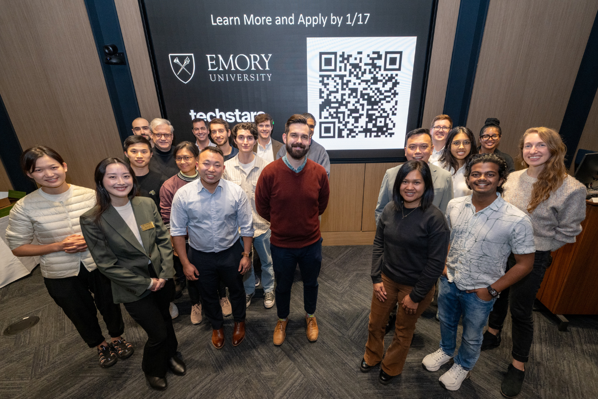 A crowd of people gathered at an Innovation Center event. 