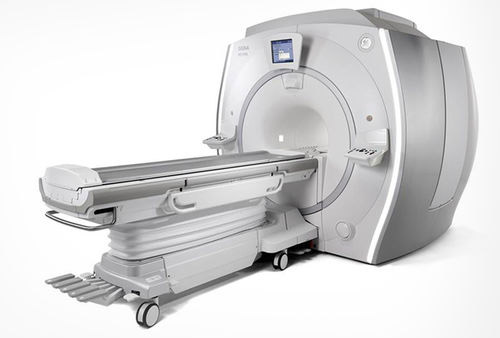 GE Healthcare SIGNA™ PET/MR with QuantWorks